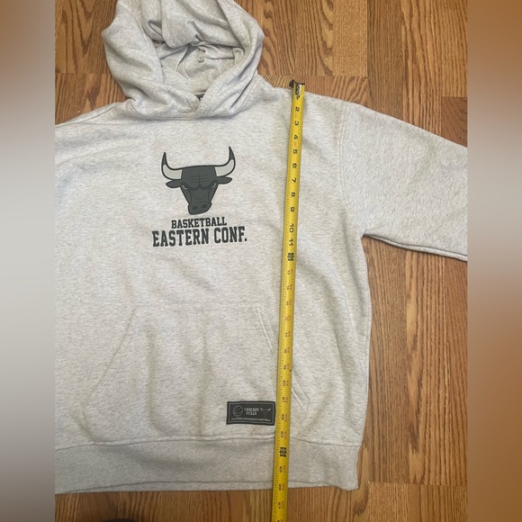 Chicago Bulls Hoodie by Josh Denzel Large - Picture 9 of 13